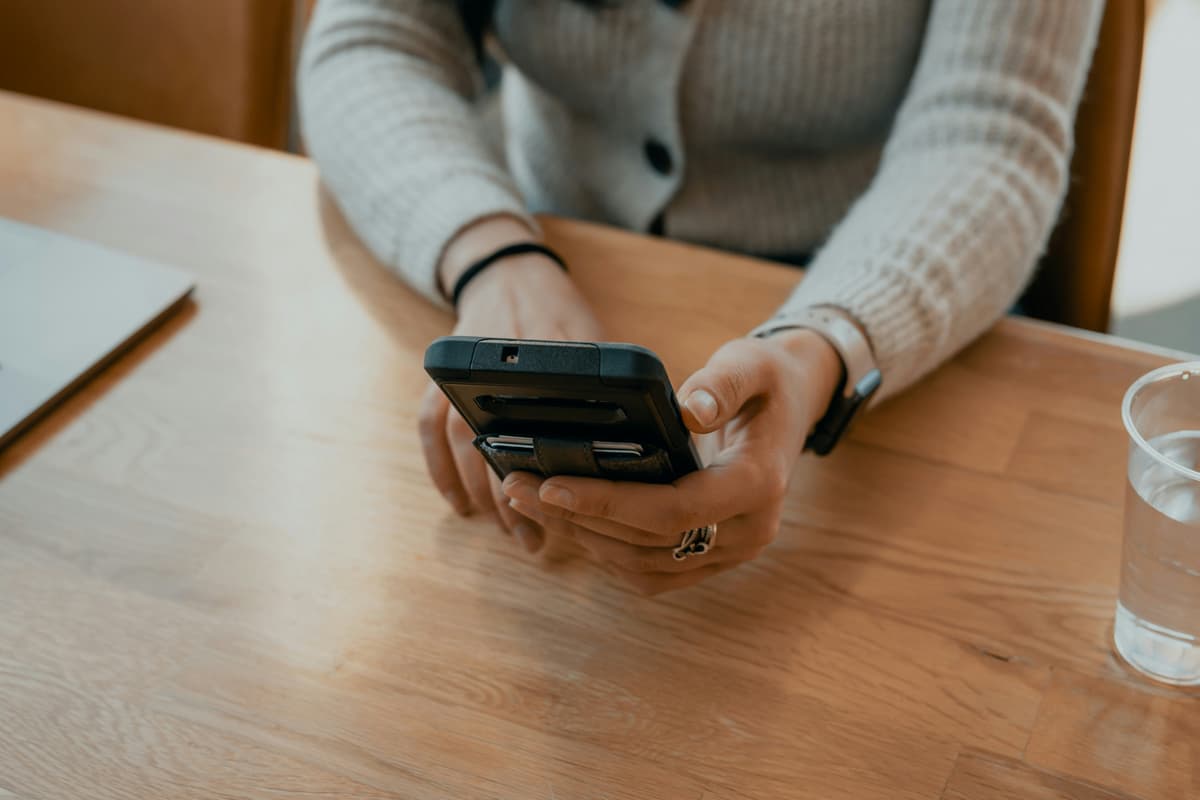 Voice AI Agent answering phone calls